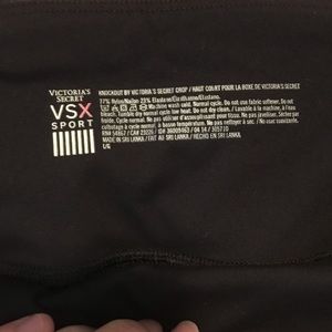 Victoria secret cropped black capris